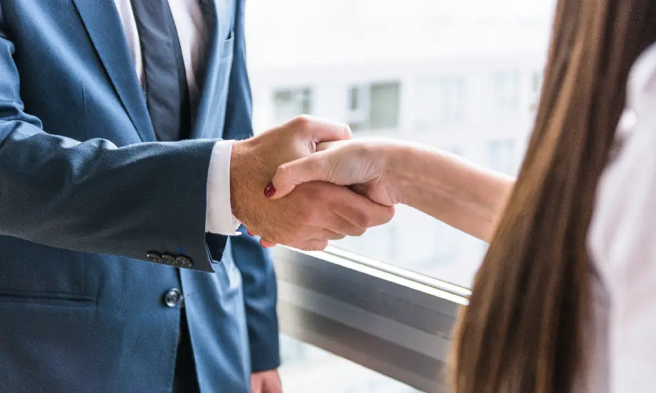 Hombre de negocios apretón de mano